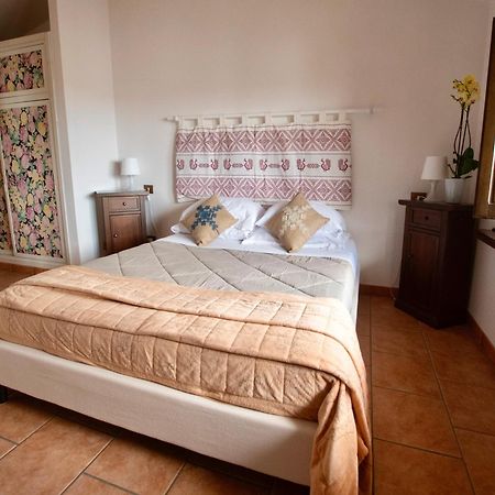Albergo Ristorante Locanda Rosella Giba Kültér fotó
