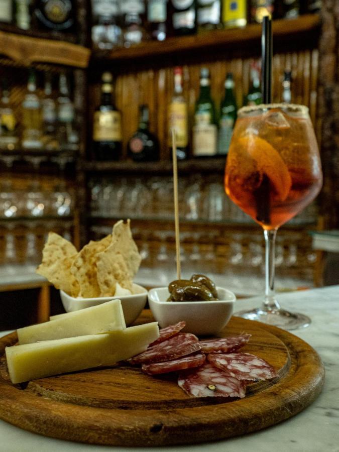 Albergo Ristorante Locanda Rosella Giba Kültér fotó