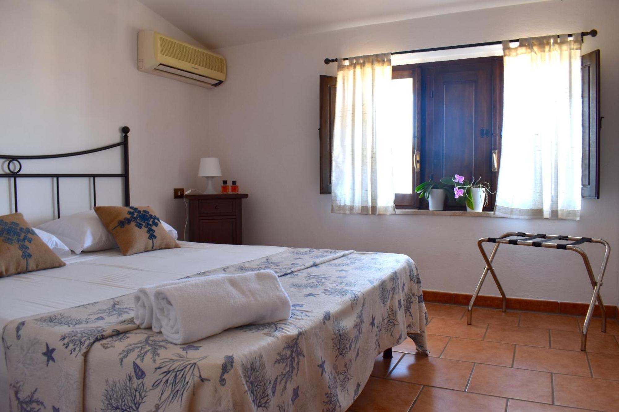 Albergo Ristorante Locanda Rosella Giba Kültér fotó