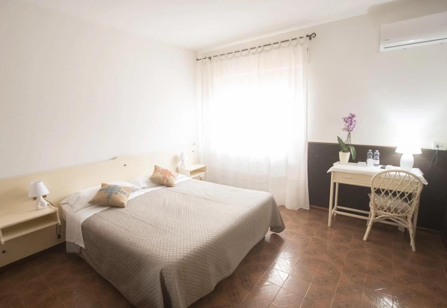 Albergo Ristorante Locanda Rosella Giba Kültér fotó
